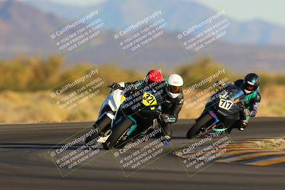 media/Oct-29-2022-CVMA (Sat) [[14c0aa3b66]]/Race 13 Femmewalla (Holeshot 2nd Wave)/